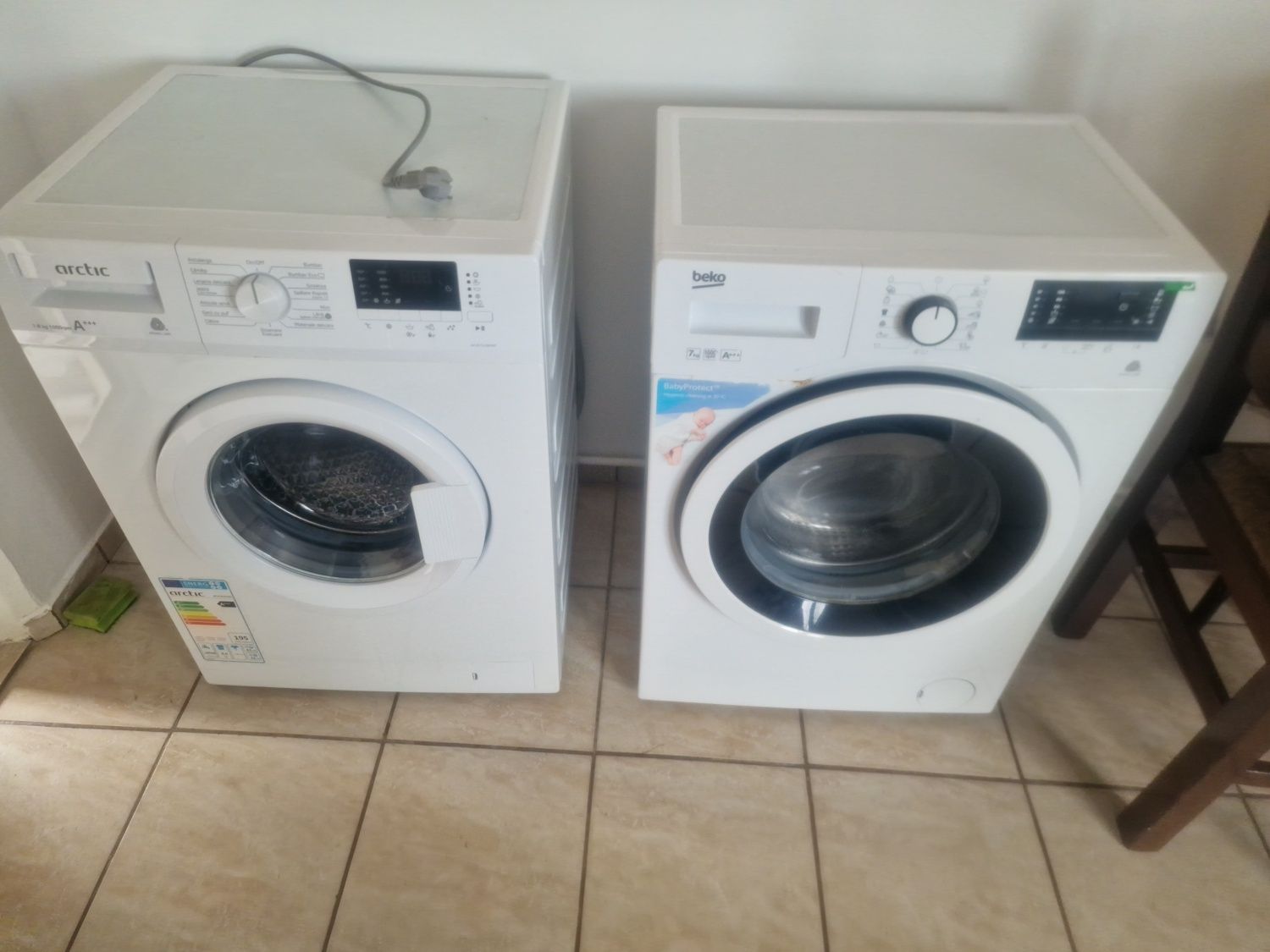Vând doua mașini de spălat