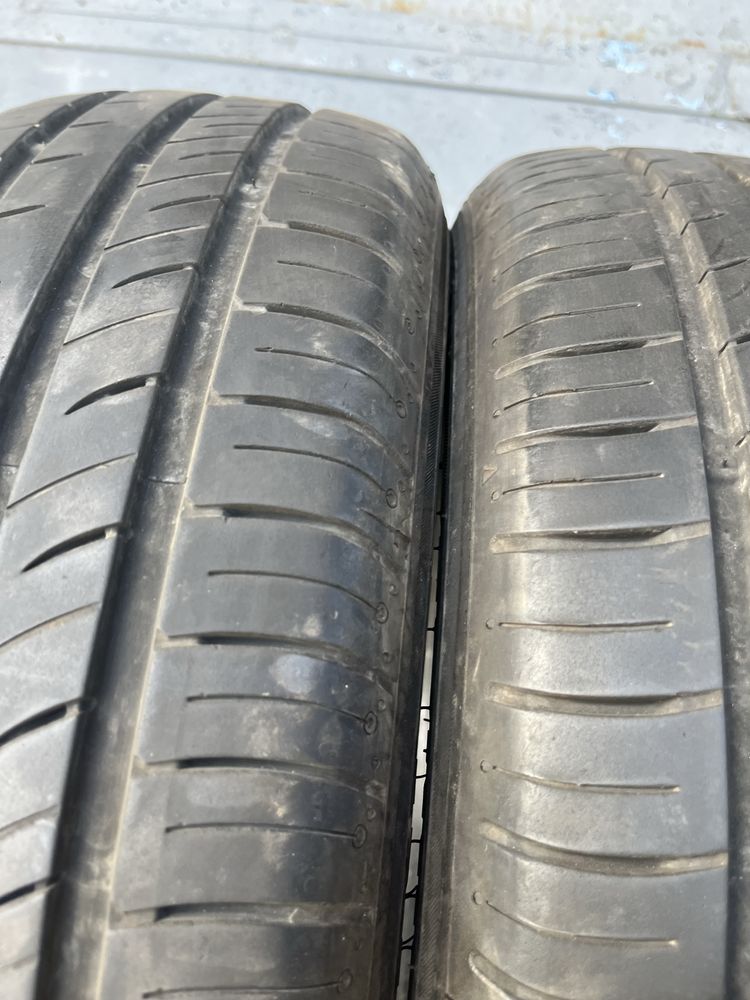 2 бр. летни гуми 185/65/15 Kumho DOT 0523 6+ mm