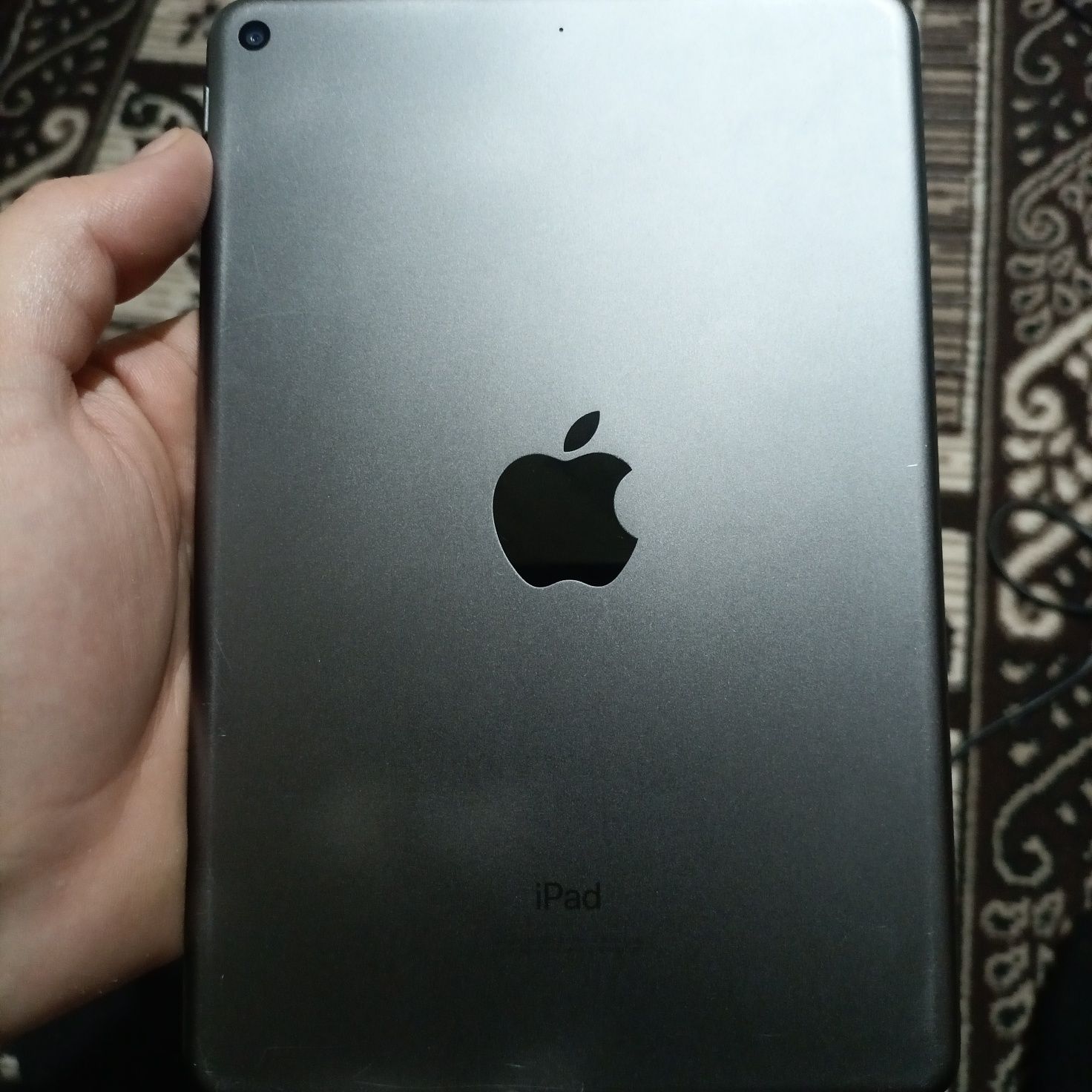 iPad 5 mini ideal holatda