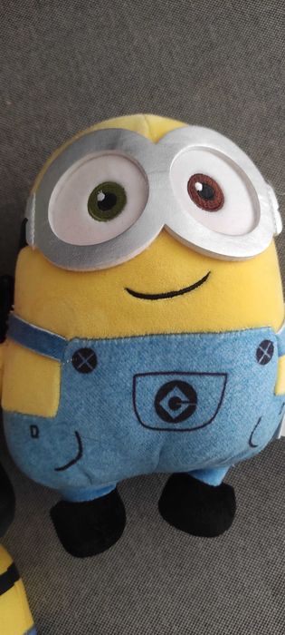 Colectie de minioni simpatici de plus, de vanzare