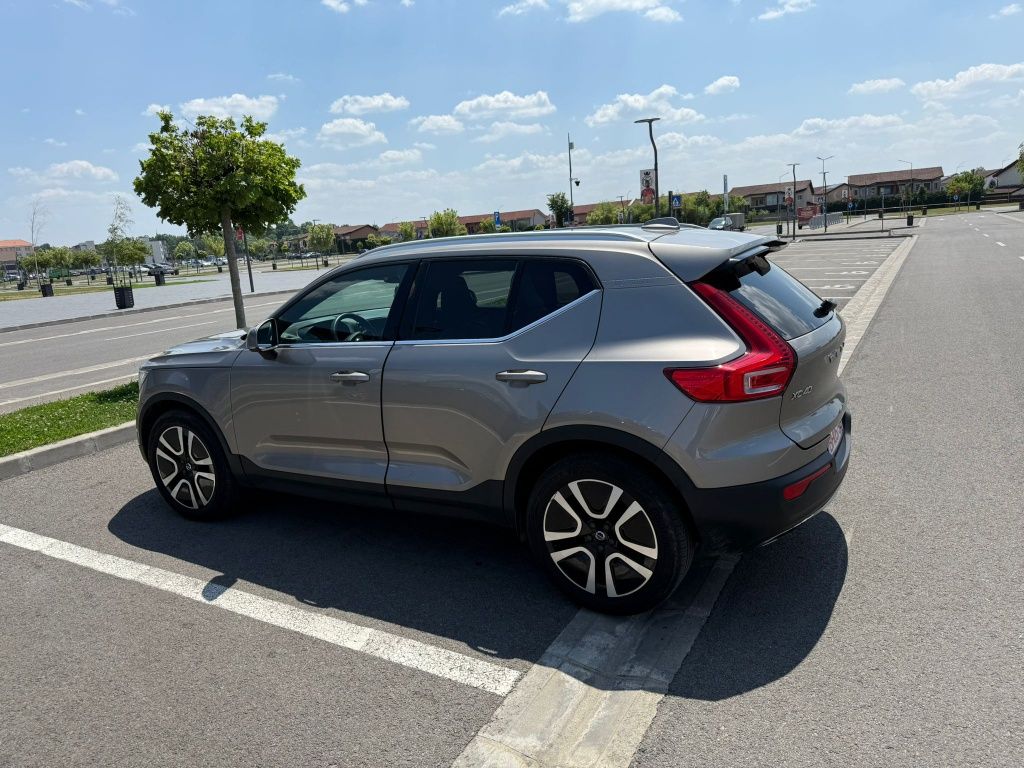 Volvo xc40  an 2020 full
