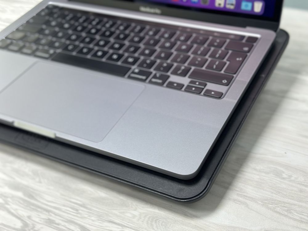 MacBook Pro M2 (2022), ОЗУ-8/SSD-256/ Retina/Tachbar