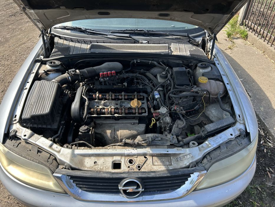 Опел вектра Б 100