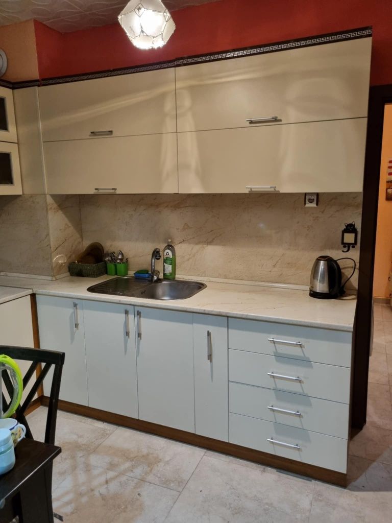 Дава се под наем Двустаен апартамент в Казанлък - 65 кв.м за 76.5 € - Снимка #6