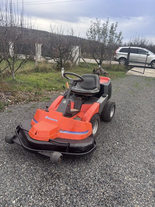 Tractoras tuns iarba husqvarna rider 1200