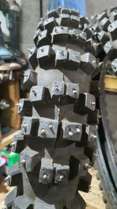 Mefo 110 90 19 ( Cu Cuie / iarna / gheata )