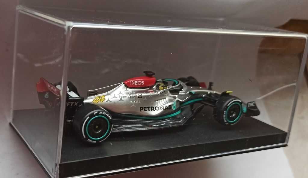 Macheta Mercedes AMG W13 Hamilton Formula 1 2022 - Bburago 1/43 F1