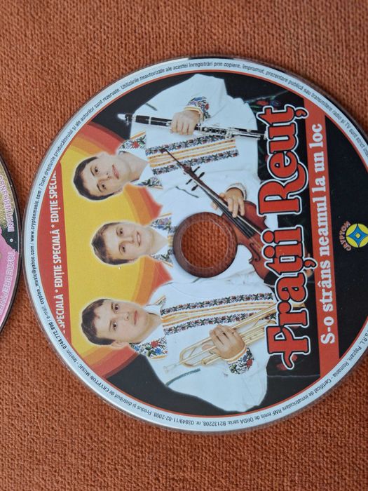 CD muzica cu licenta Fratii reut  +  Denisa