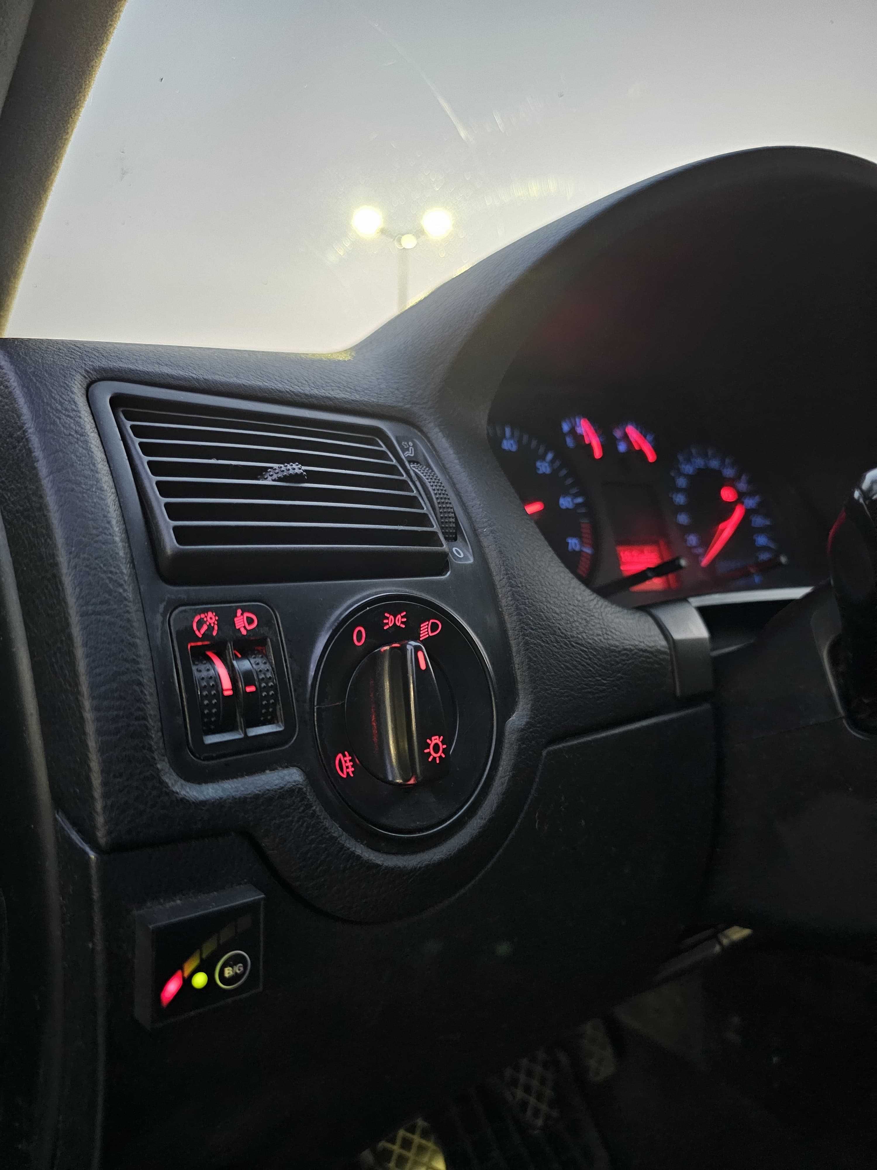 Golf 4 1.6 16V cu GPL, clima, incalzire in scaune, motor nou, refacut