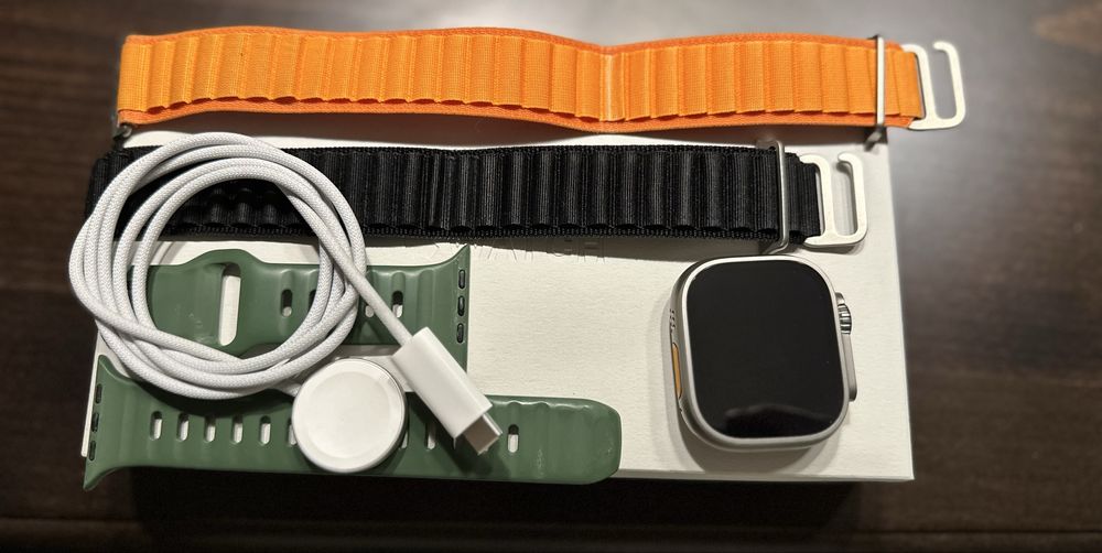 Apple Watch Ultra 49mm – перфектно състояние
