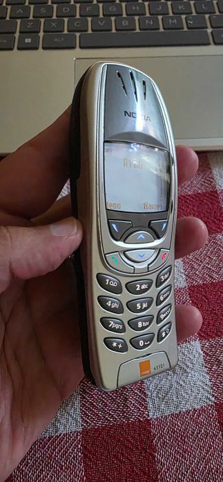 Мобилен телефон Нокиа Nokia 6310i- Отключен към всички оператори