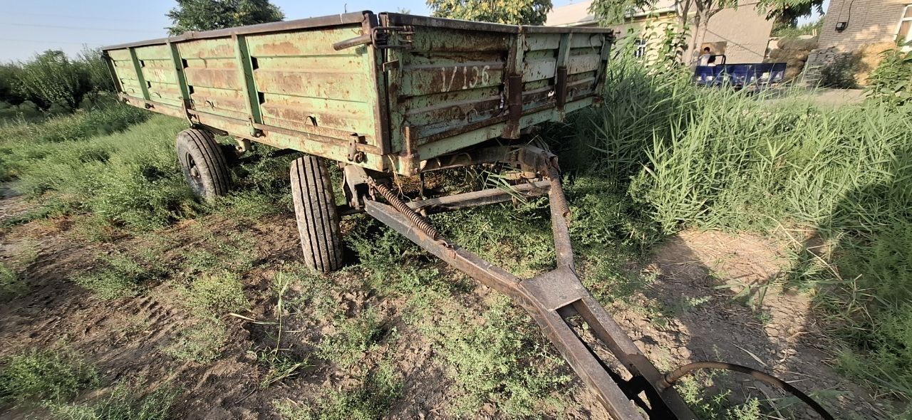 Traktor telejka barana Mala chizel kipen sotilad xolati yaxshi .Udar .