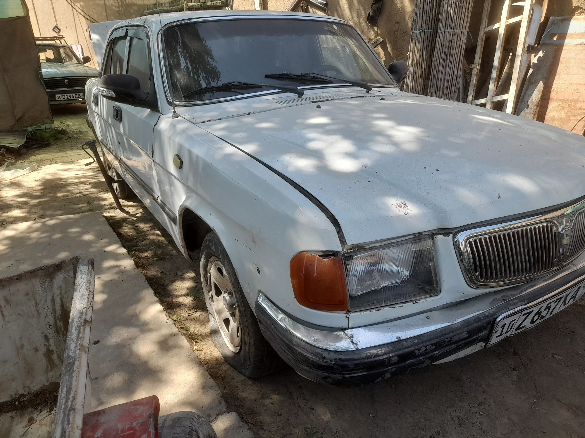 Volga 3110 sotiladi