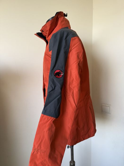 Jacheta Mammut , de dama