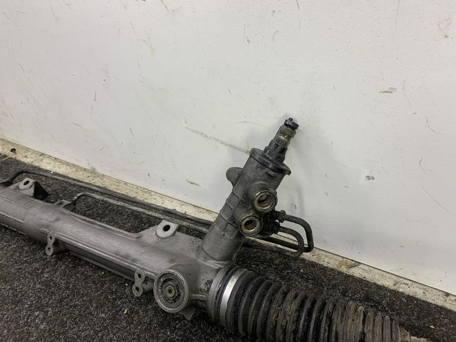 Dezmembrez Caseta de directie de pe BMW SERIA 1 E87 2004-2009