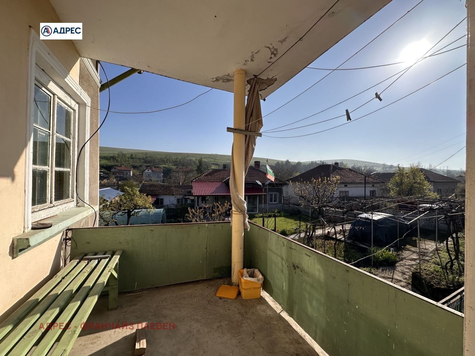 Къща в Плевен, област-с.Ореховица площ 80 цена 22000