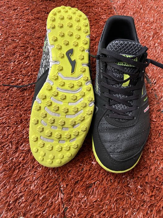 Adidasi fotbal Joma