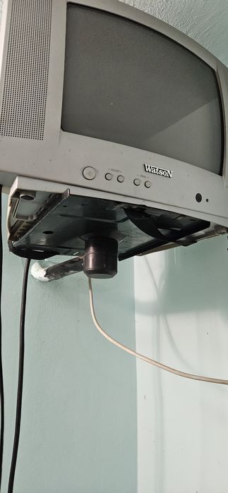 Tv Watson color diag 37 cu suport tv în stare bună