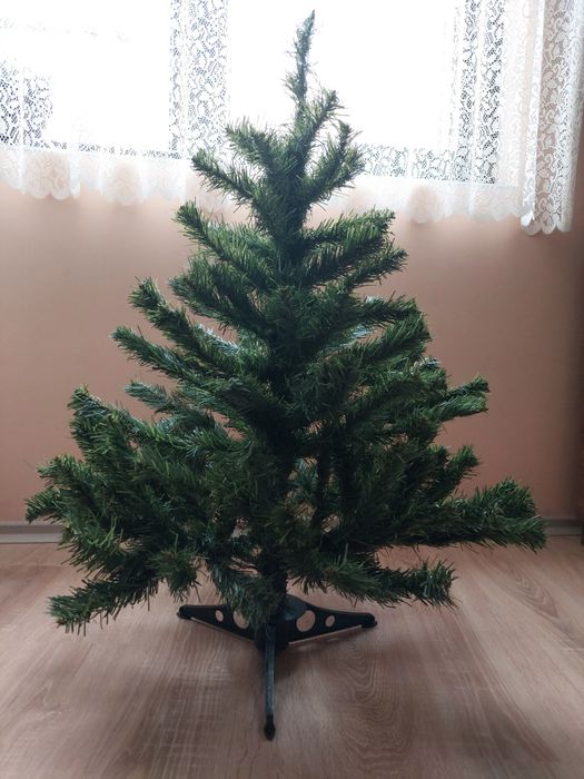 Изкуствена коледна елха - висока 90 см
