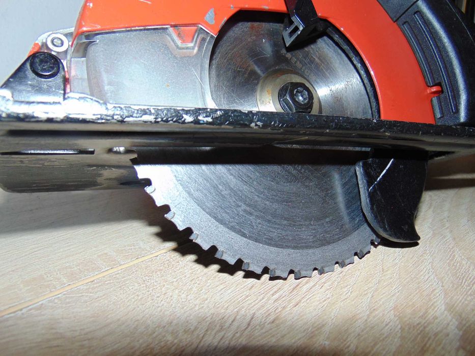 Hilti SCM 22-A circular metal