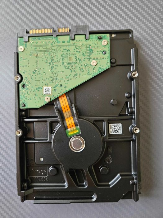 Хард диск Seagate Barracuda 2TB HDD