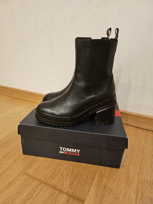TOMMY HILFIGER боти естествена кожа 38