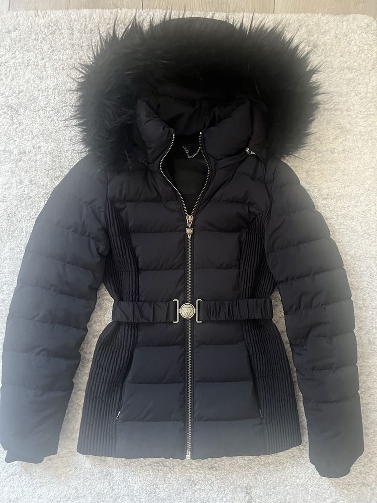 Оригинално Зимно Яке Guess