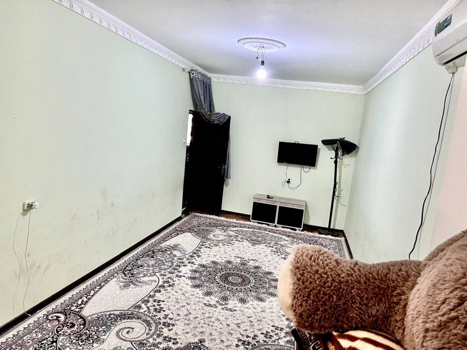 Surochna  troyiskida 2 xonali kvartira sotiladi