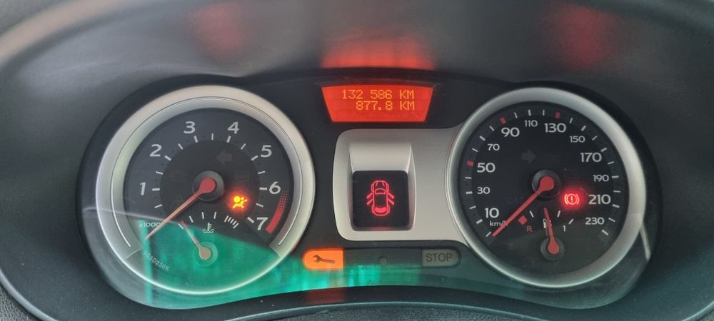 Piese Auto din Dezmembrari Renault Clio 3 2008 1.4 16v