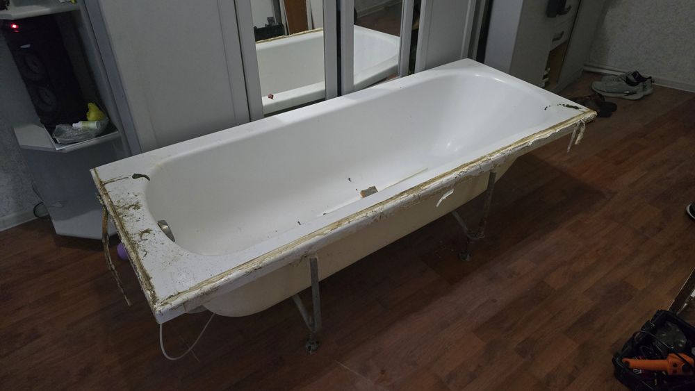 Ванна белая пластик