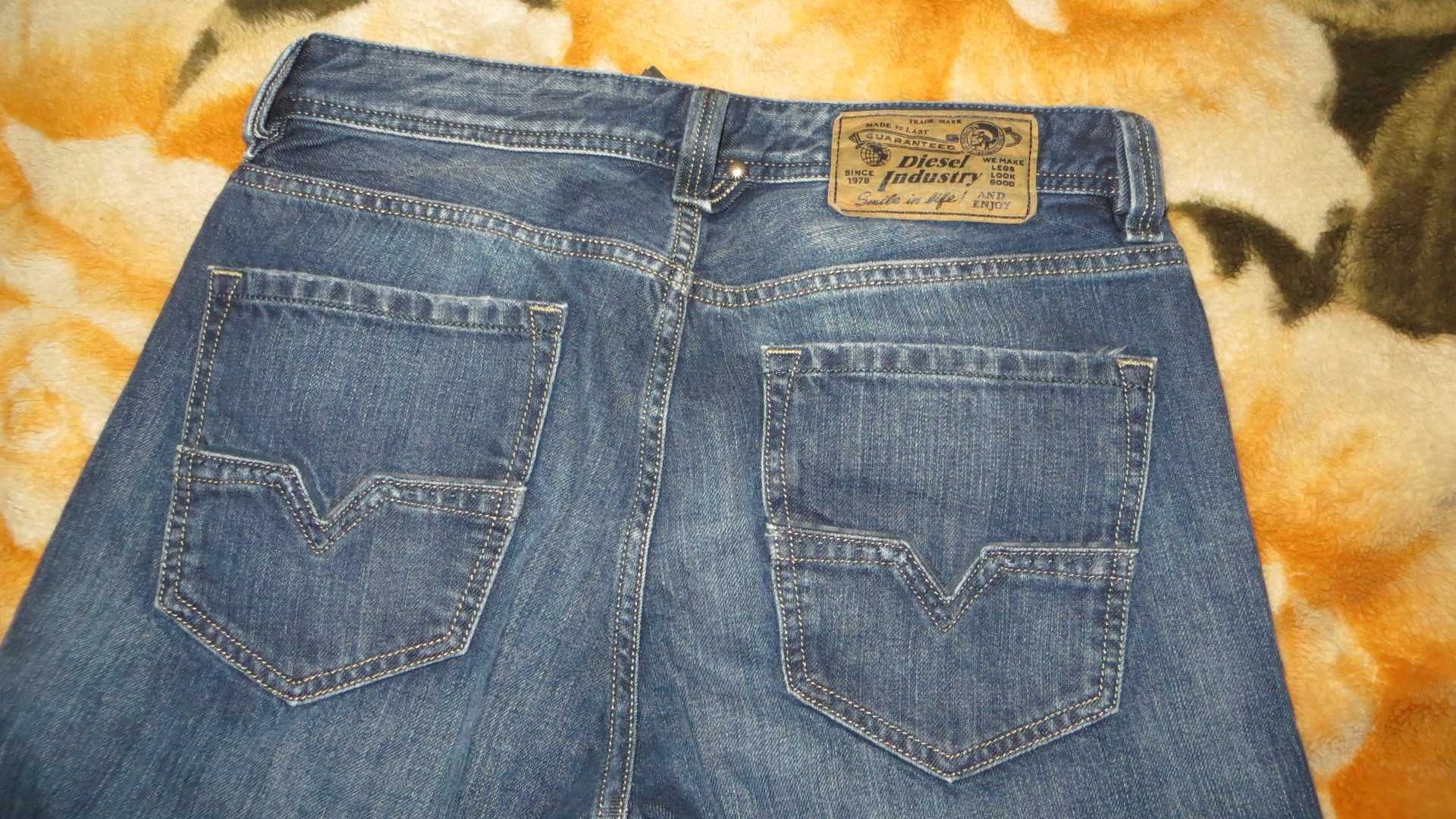 Diesel Larkee Straight Jeans / blugi masura W28-L30 Noi cu etichete