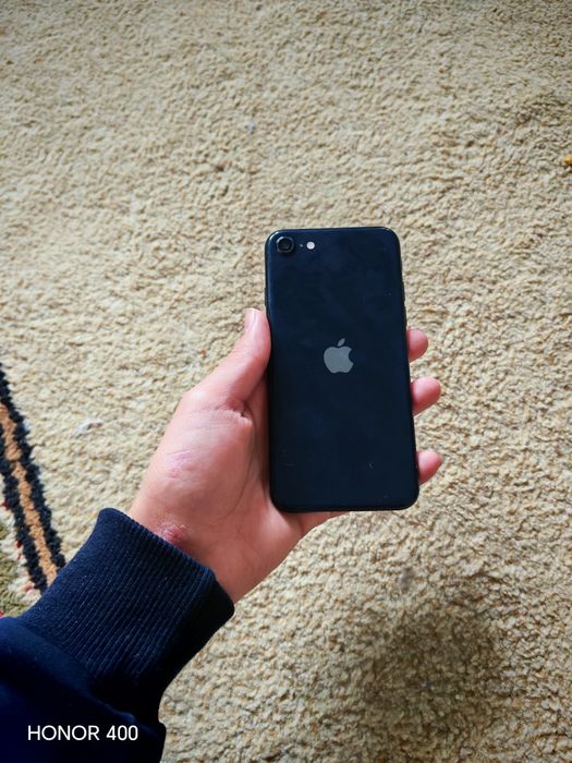 Ayfon se 2022 yil chqan holati idyal