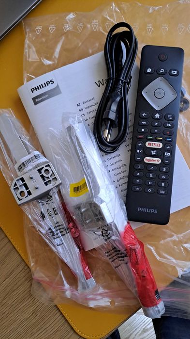 Телевизор Philips LED 43PUS7657/12 - ЗА ЧАСТИ