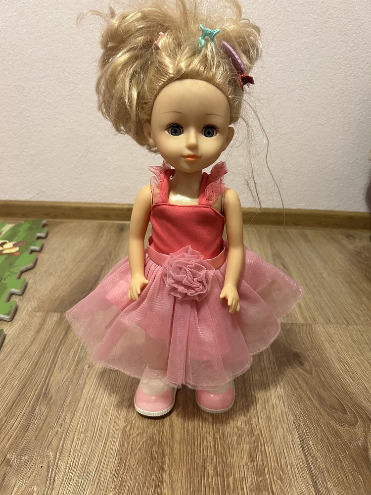 Кукла Виктория