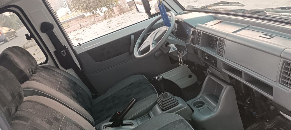 Дамас люкс сотилади