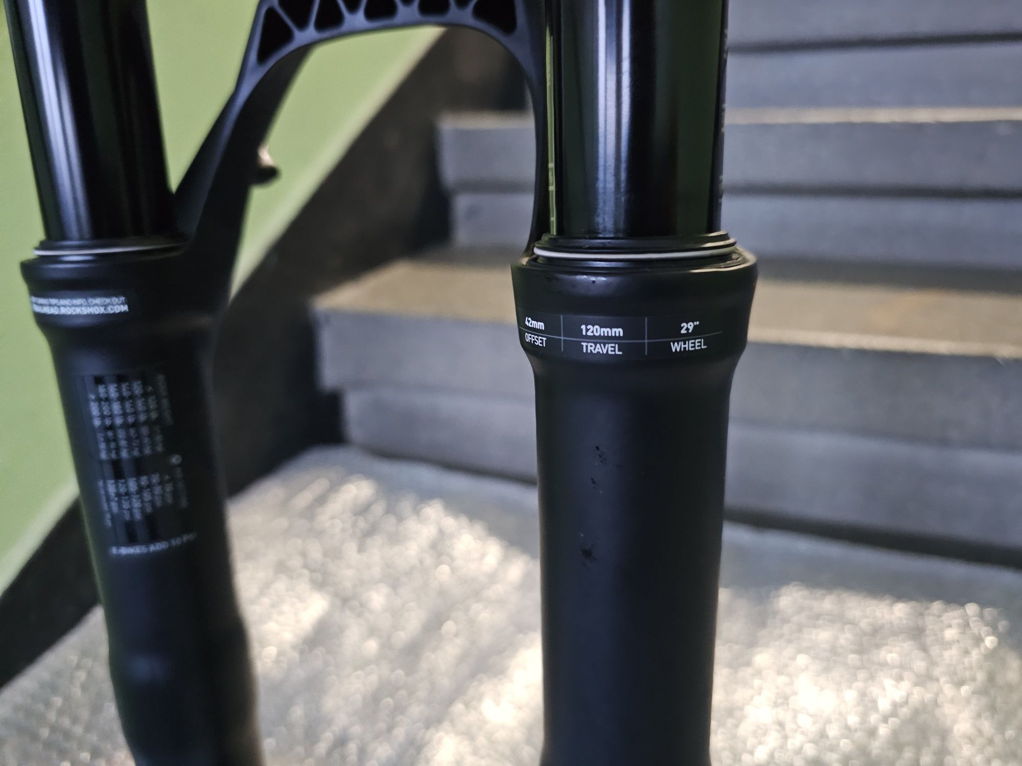 Чисто нова Rock Shox Reba 29" 120mm