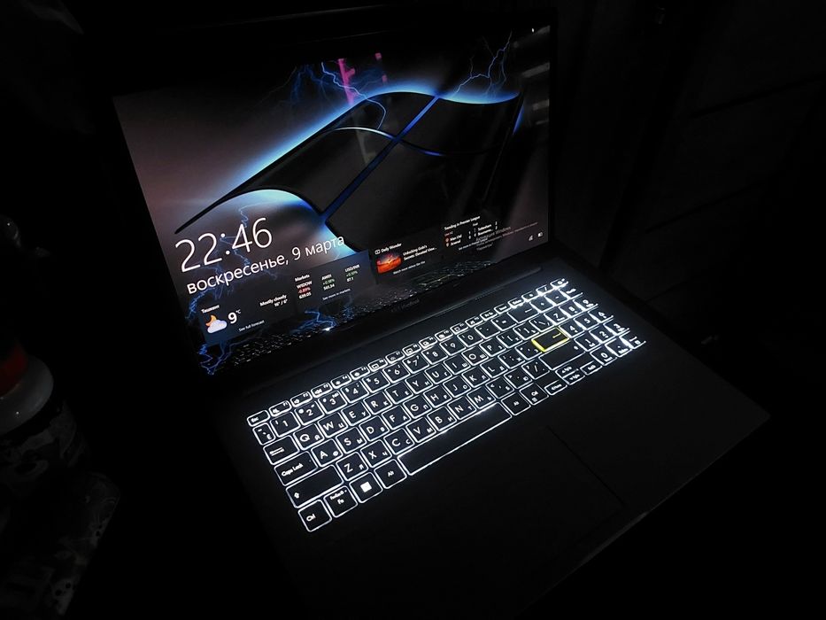 NOUTBUK 》vivobook "ASUS"