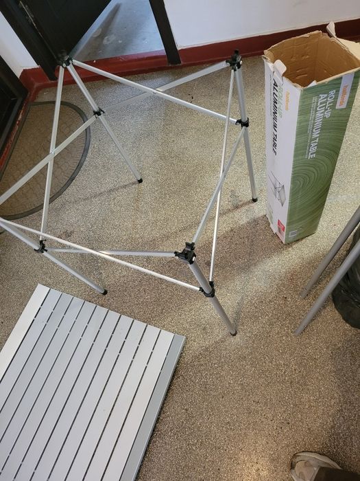 Masa aluminiu montabila