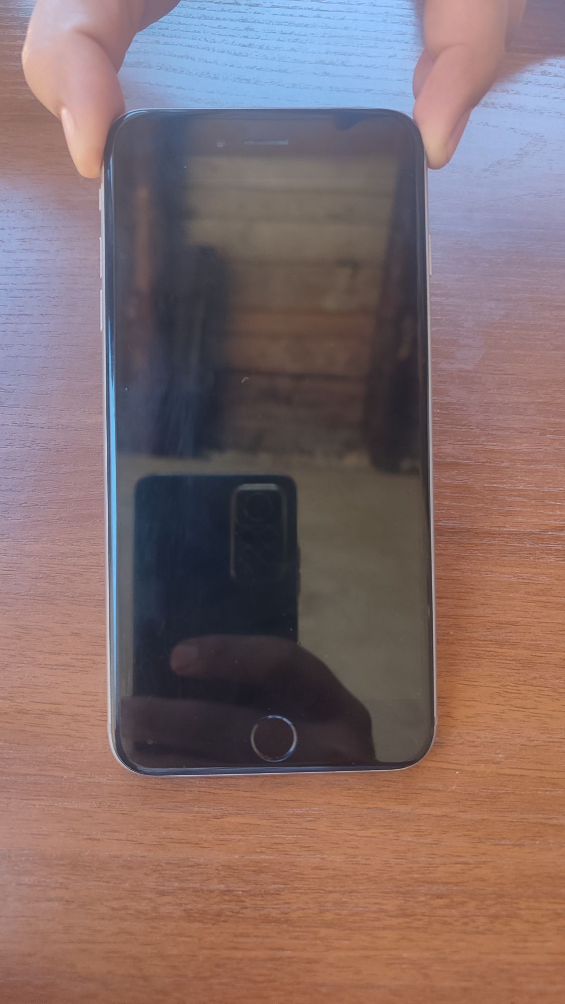iPhone 6 plus sotiladi