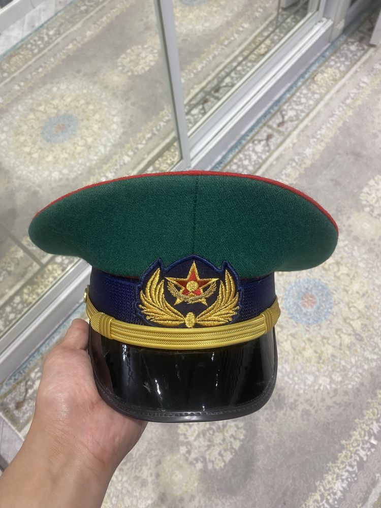Продам новую фуражку