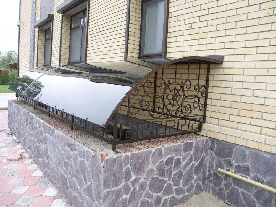 Подвалный навесы лесницы быстро качественно 24/7