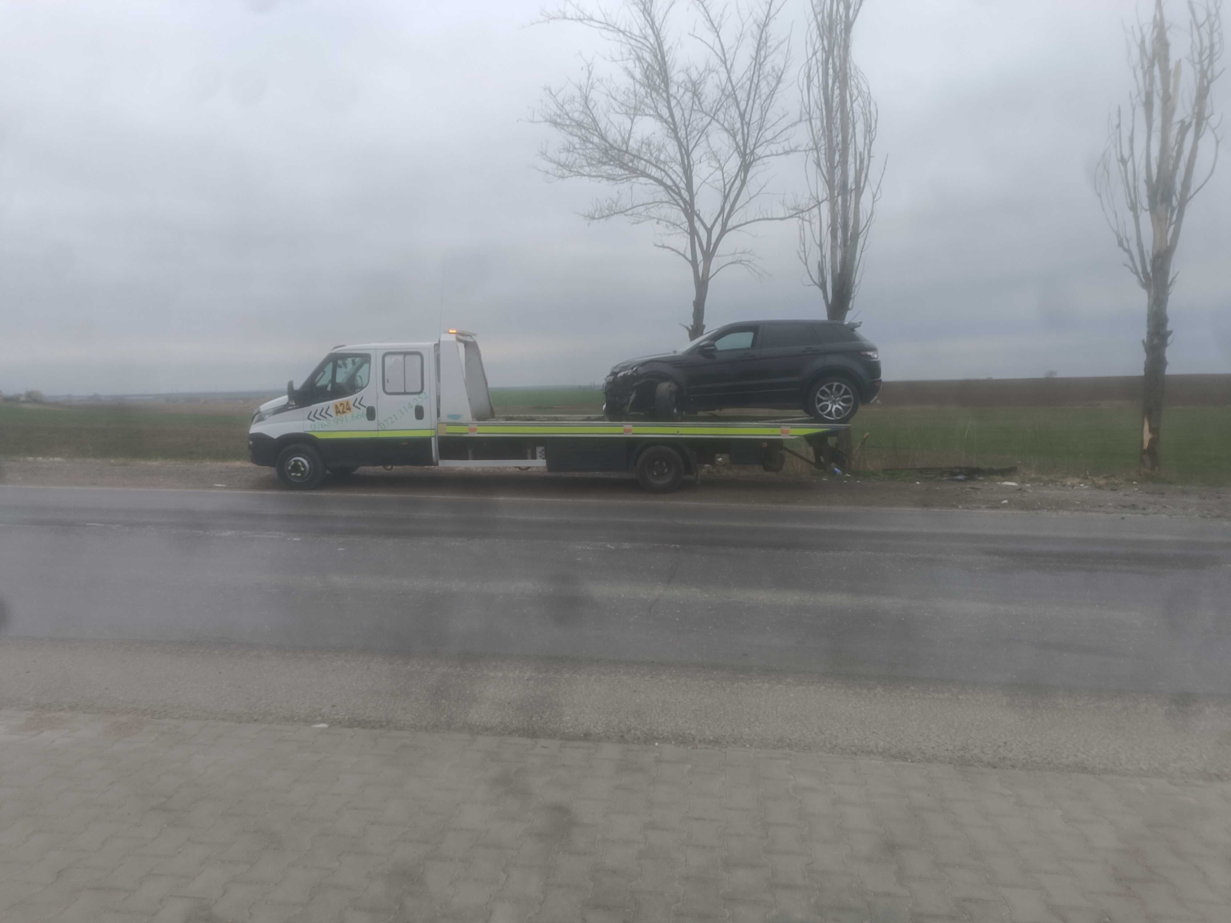 Tractari Tecuci. /Platformă  Auto