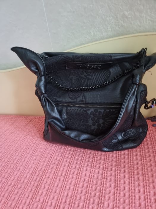 Дамска чанта Desigual черен цвят