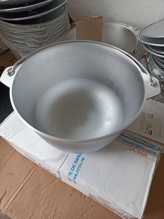 Ceaun tuci cu capac 25L