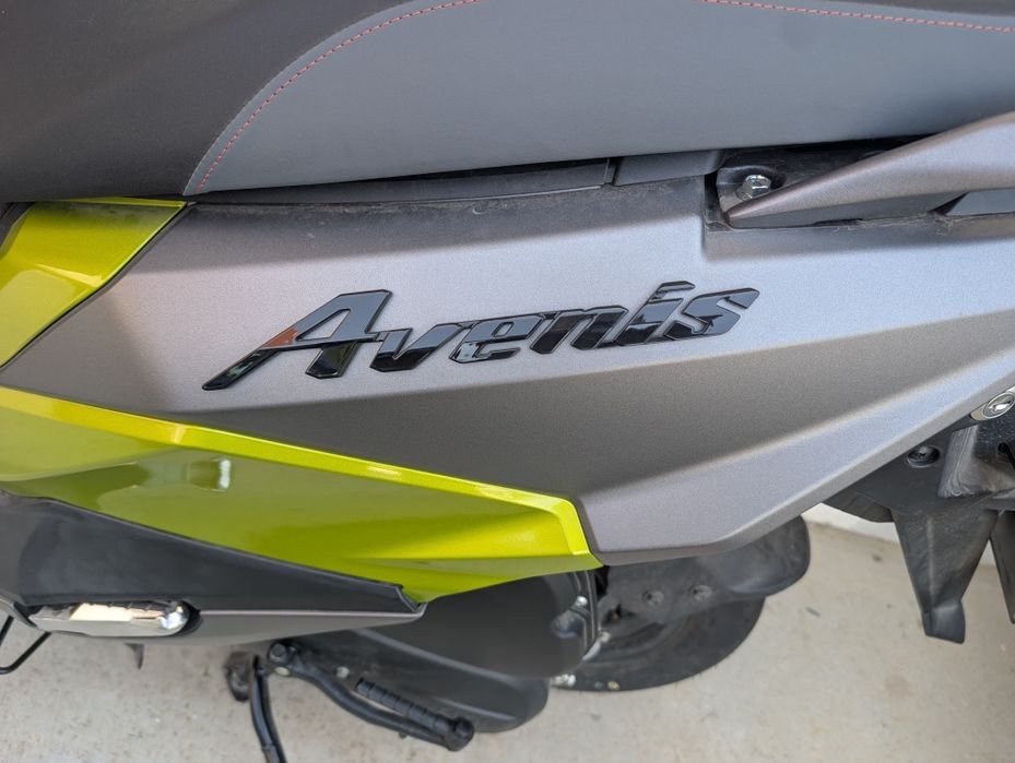 Suzuki Avenis 125 cmc an 2024
