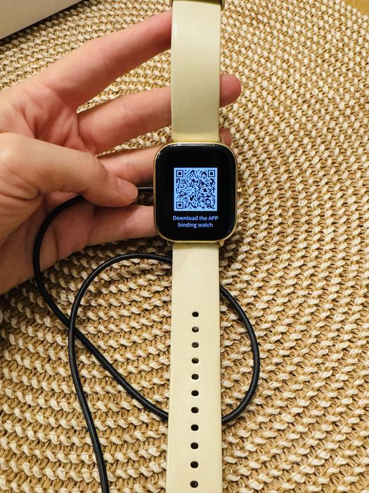 Smart часовник amazefit GTS Desert Gold