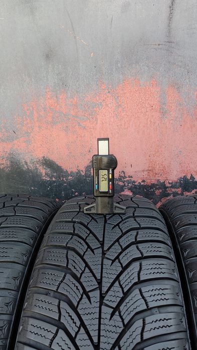 4бр. зимни гуми 185/65/15 Kumho Winter Craft WP52, dot23
dot238
Добро