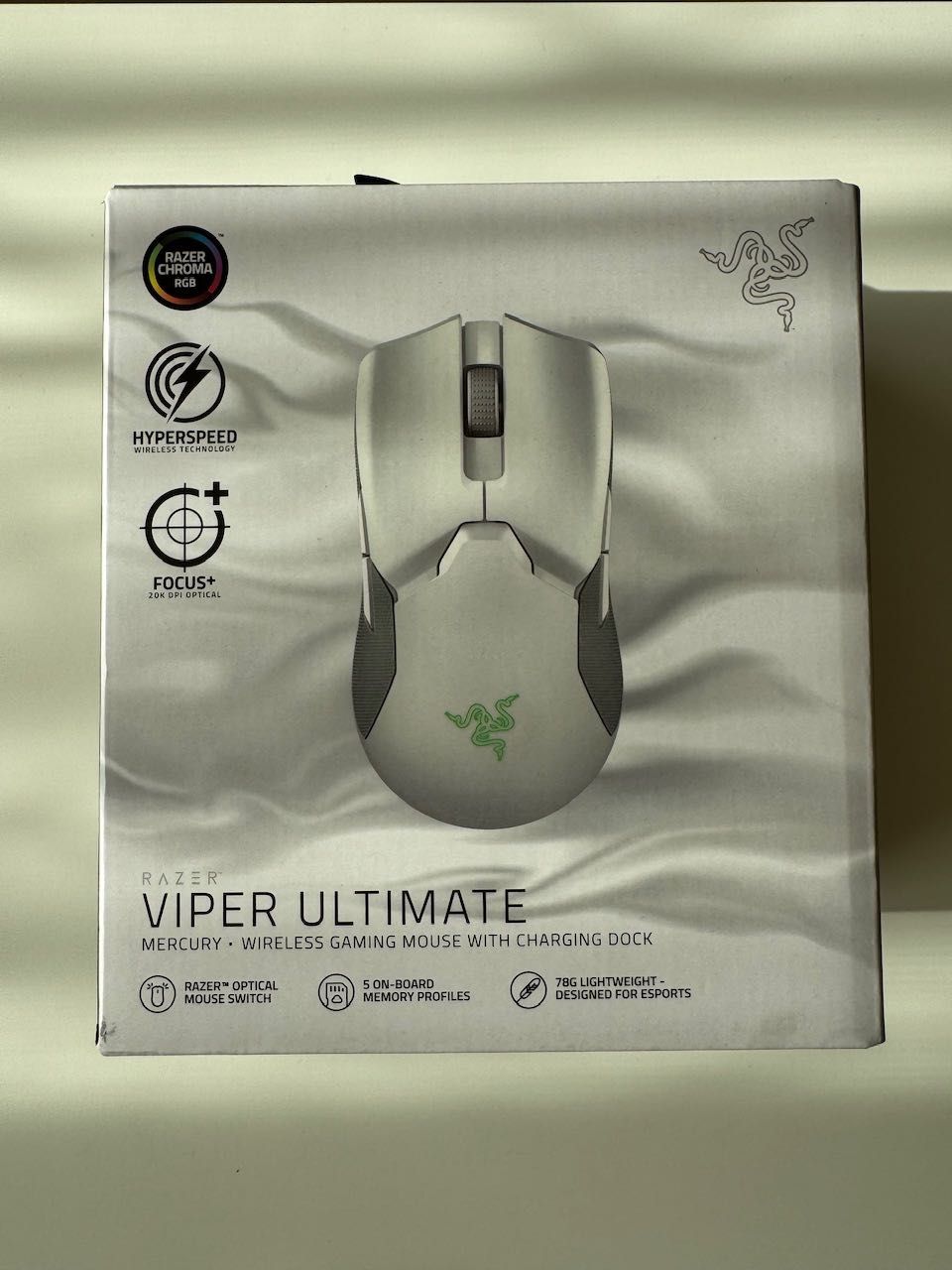 Гейминг мишка Razer Viper Ultimate & Mouse Dock