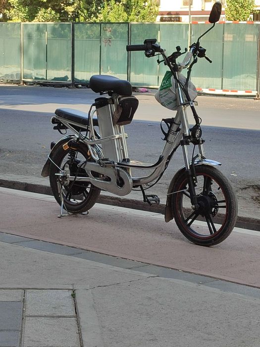 Электроскутеры    ооо