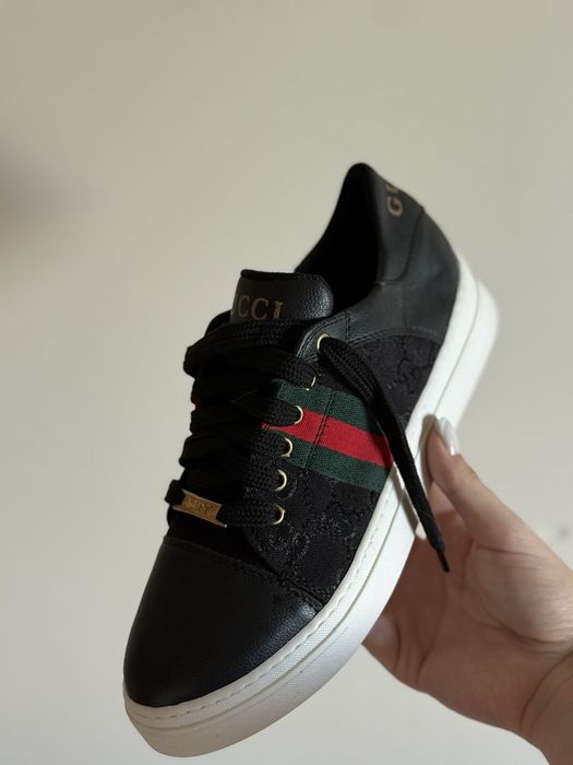 Обувки Gucci,Louis Vuitton и Nike